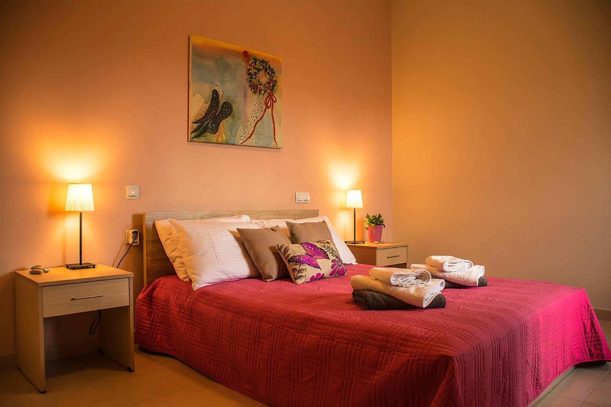Aksos Suites Accessible Accommodation Agia  Luaran gambar
