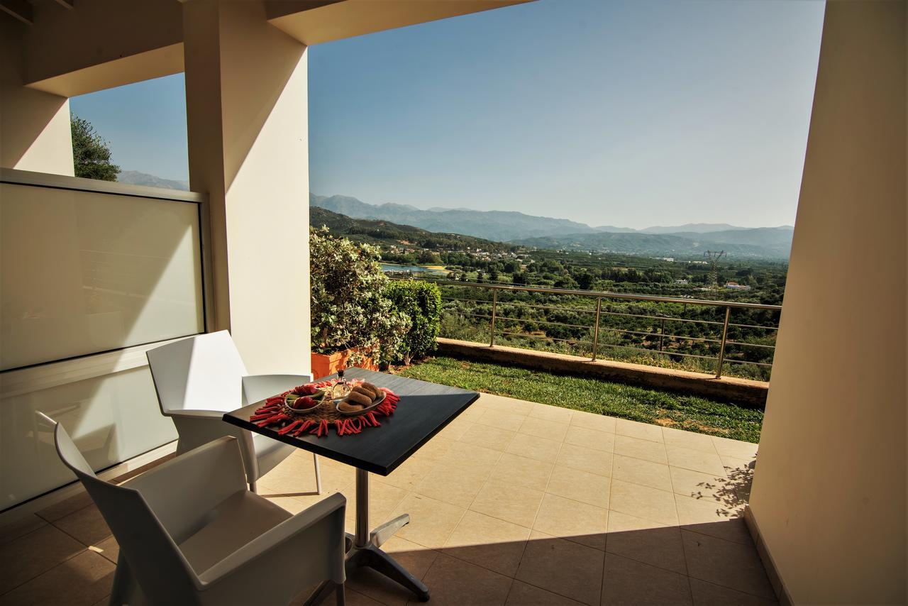 Aksos Suites Accessible Accommodation Agia  Luaran gambar