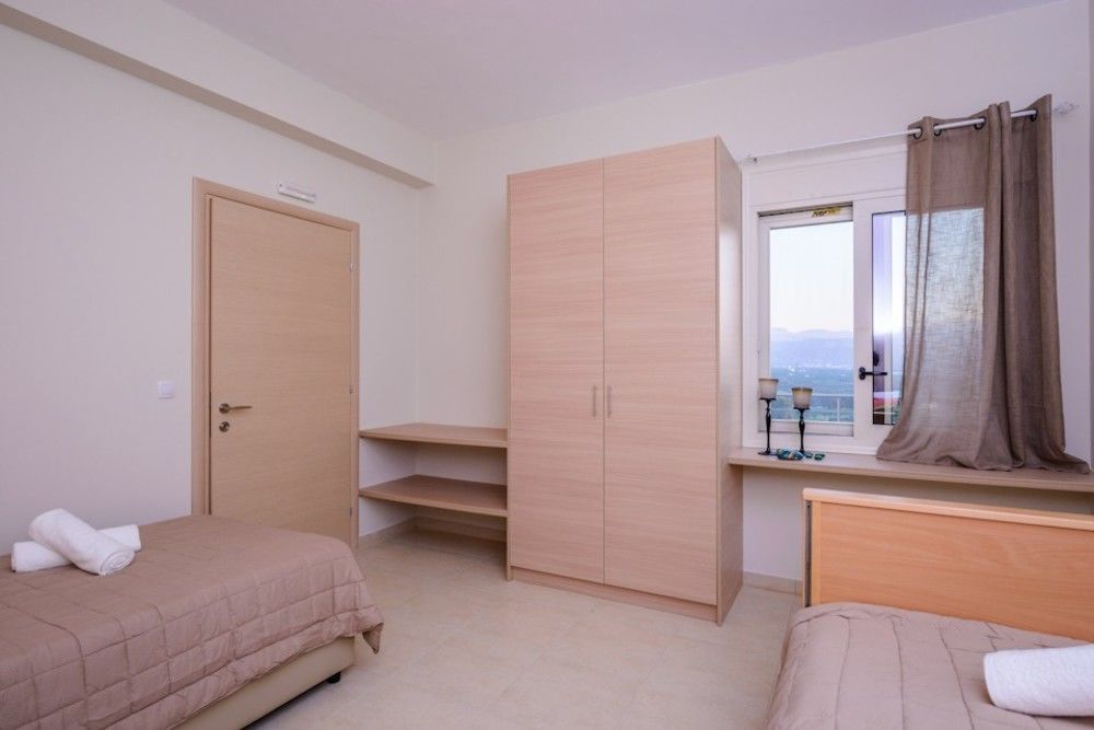 Aksos Suites Accessible Accommodation Agia  Luaran gambar